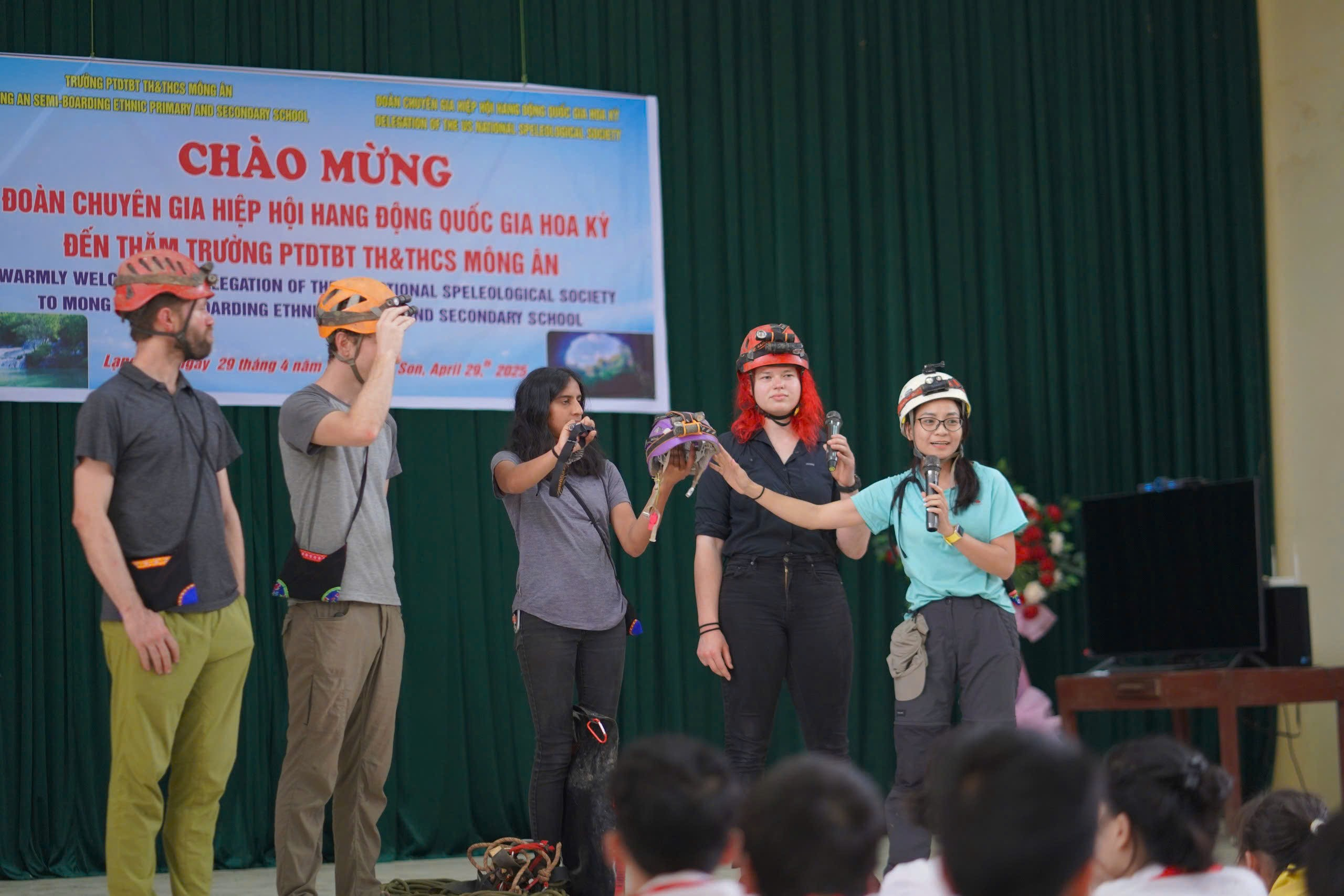 Giáo dục di sản Công viên địa chất Lạng Sơn