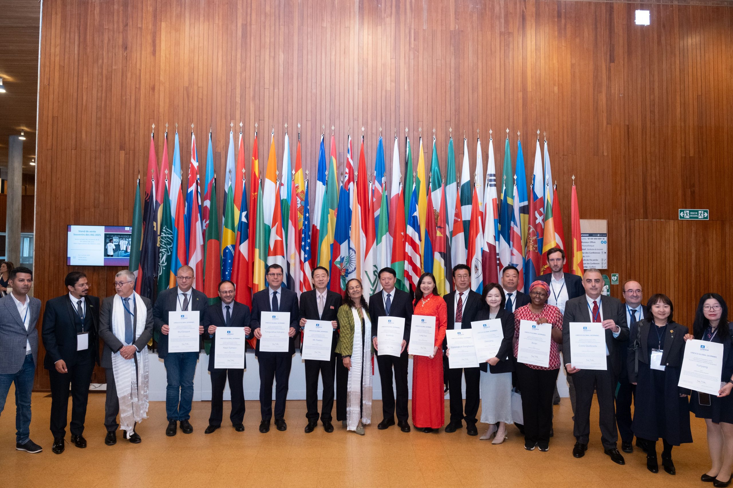 Hệ thống danh hiệu Công viên địa chất toàn cầu UNESCO Lạng Sơn