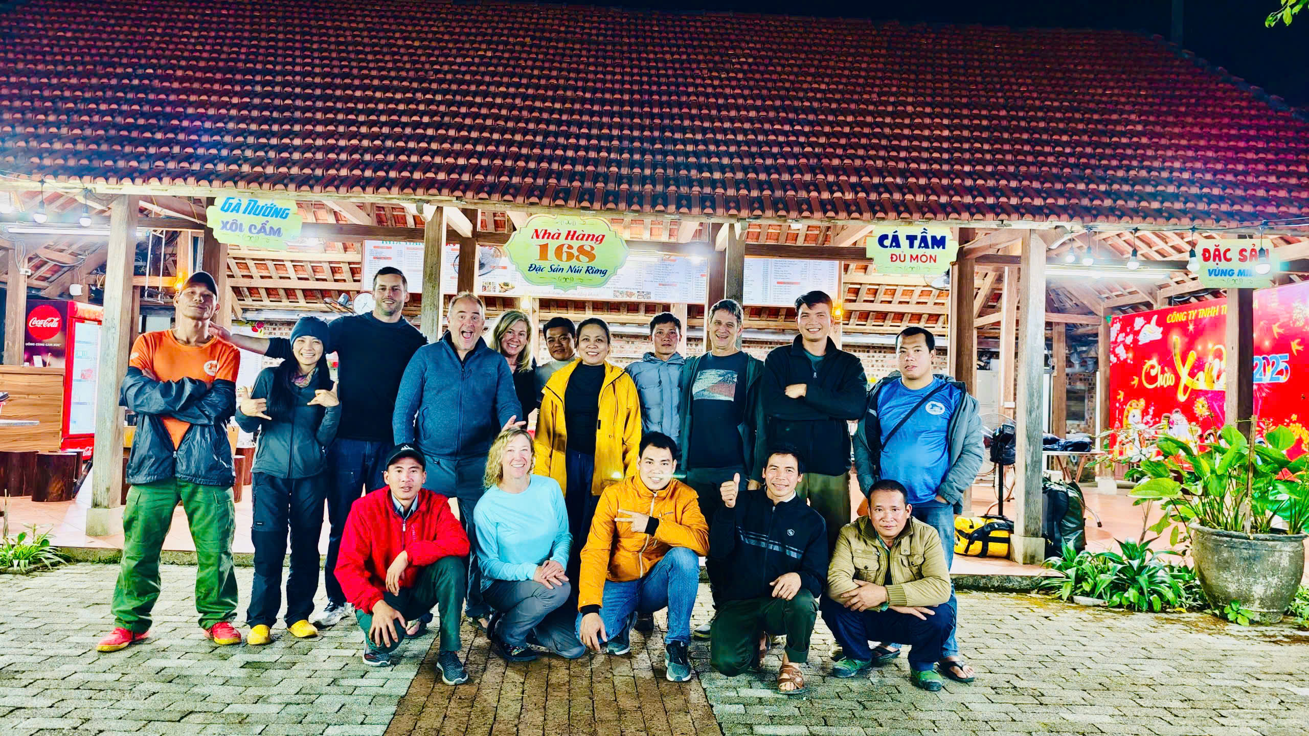 Hoạt động nghiên cứu, khảo sát thạch nhũ và lập bản đồ chất lượng cao cho Hang Khuôn Bồng