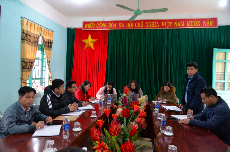 Họp thảo luận xây dựng mô hình làng nghề du lịch trải nghiệm xã Vạn Linh