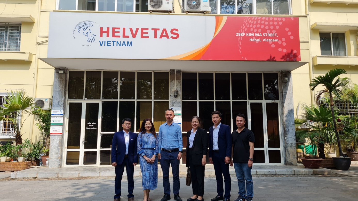 Ban Quản lý CVĐC Lạng Sơn làm việc với Tổ chức Helvetas tại Việt Nam