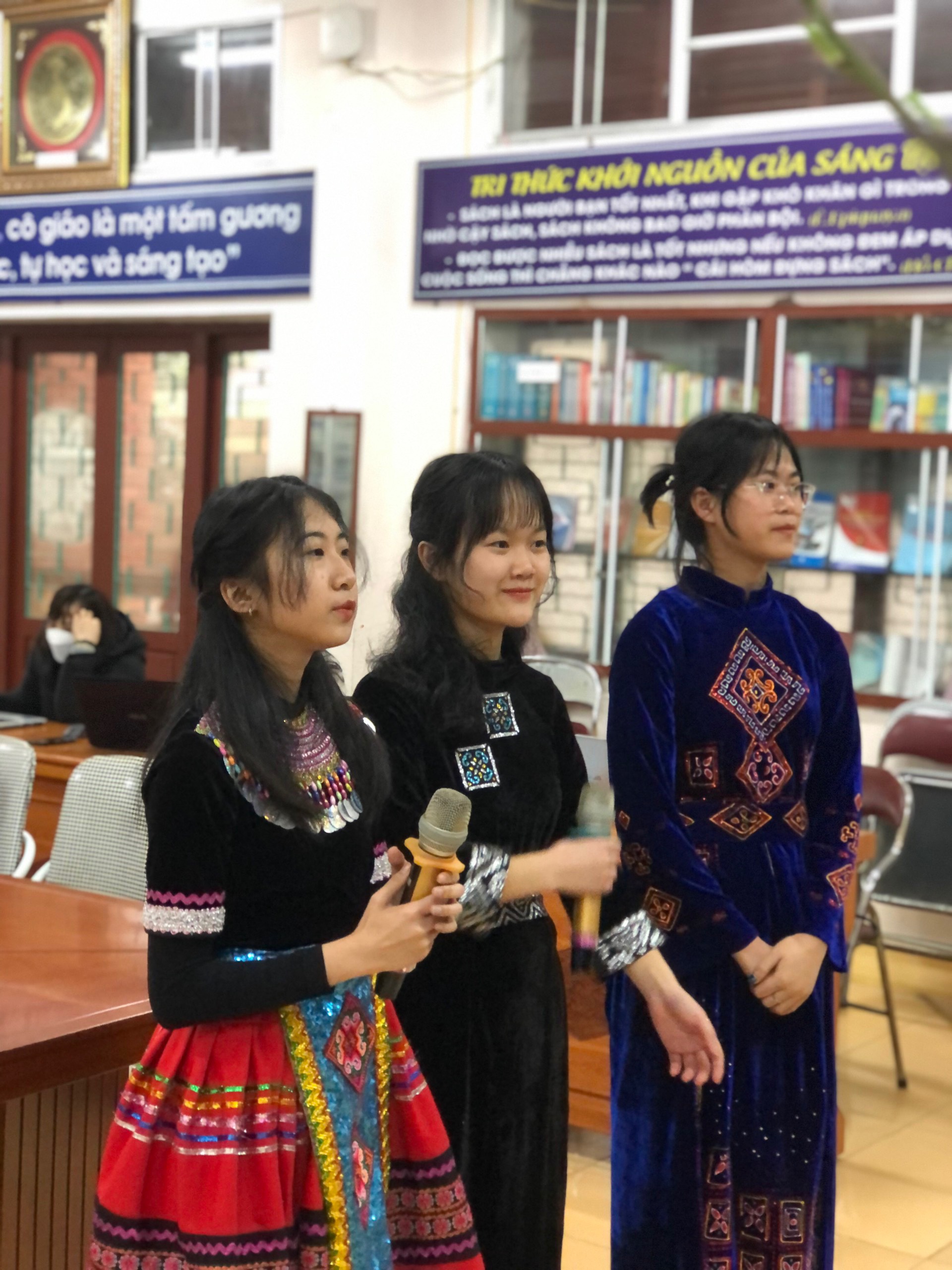 Học sinh Trường THPT DTNT tỉnh Lạng Sơn tham dự Diễn đàn về Di sản địa chất
