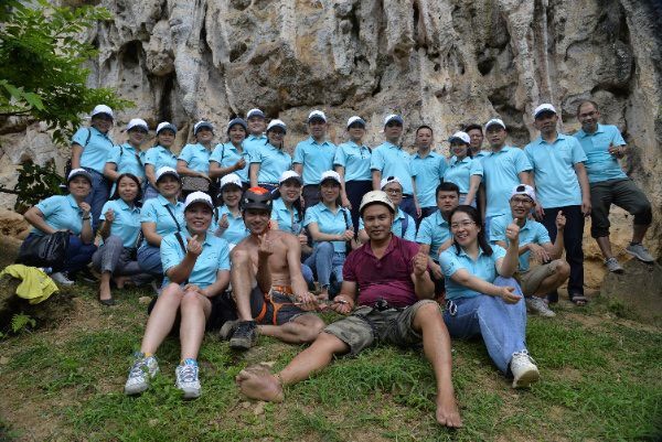 Đoàn trải nghiệm Mô hình leo núi thể thao của Công ty Cổ phần Thể thao và Giải trí Viet Climb tại xã Yên Thịnh, huyện Hữu Lũng