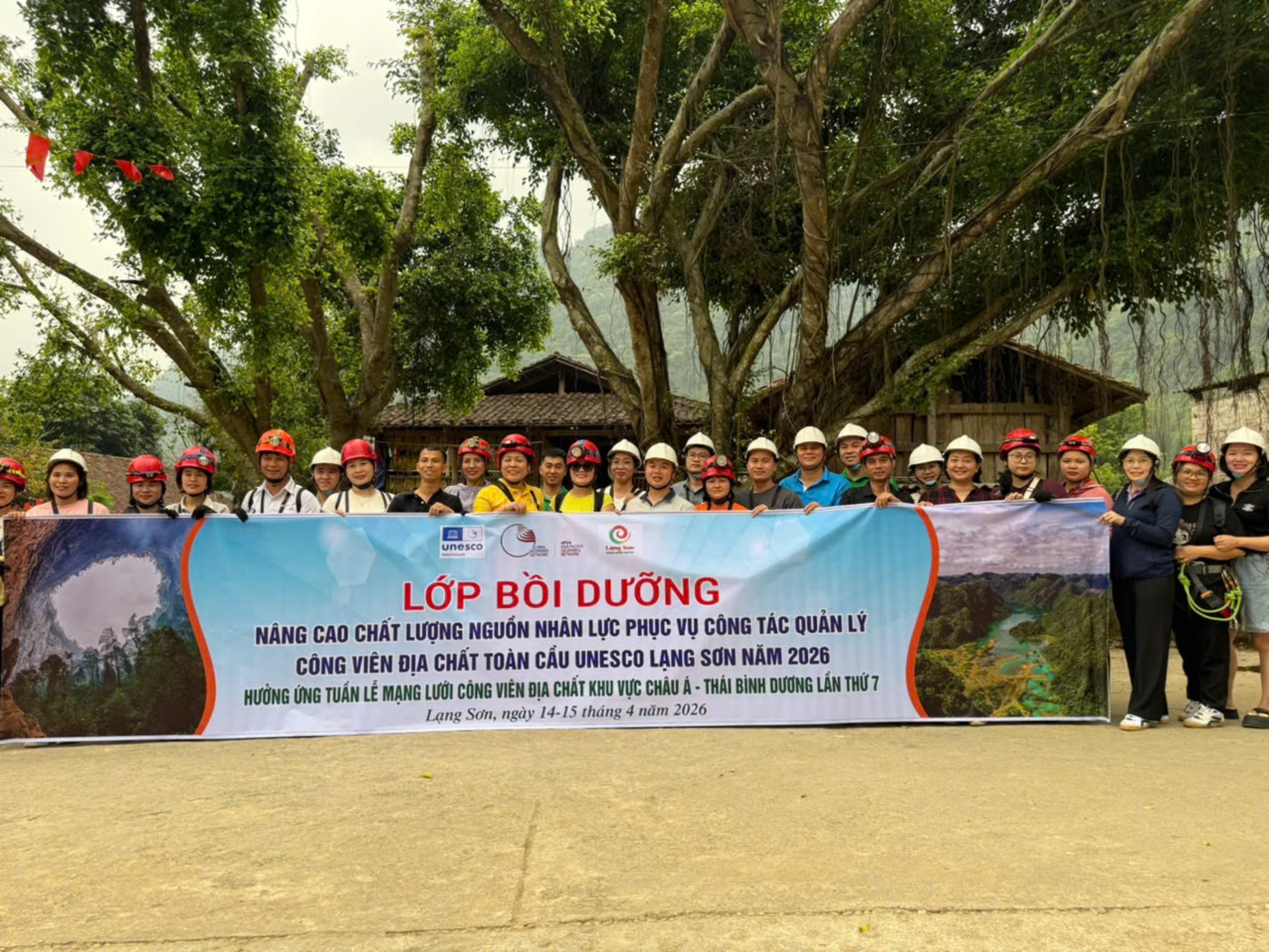 Lớp bồi dưỡng nâng cao năng lực quản lý Công viên địa chất toàn cầu UNESCO Lạng Sơn năm 2026