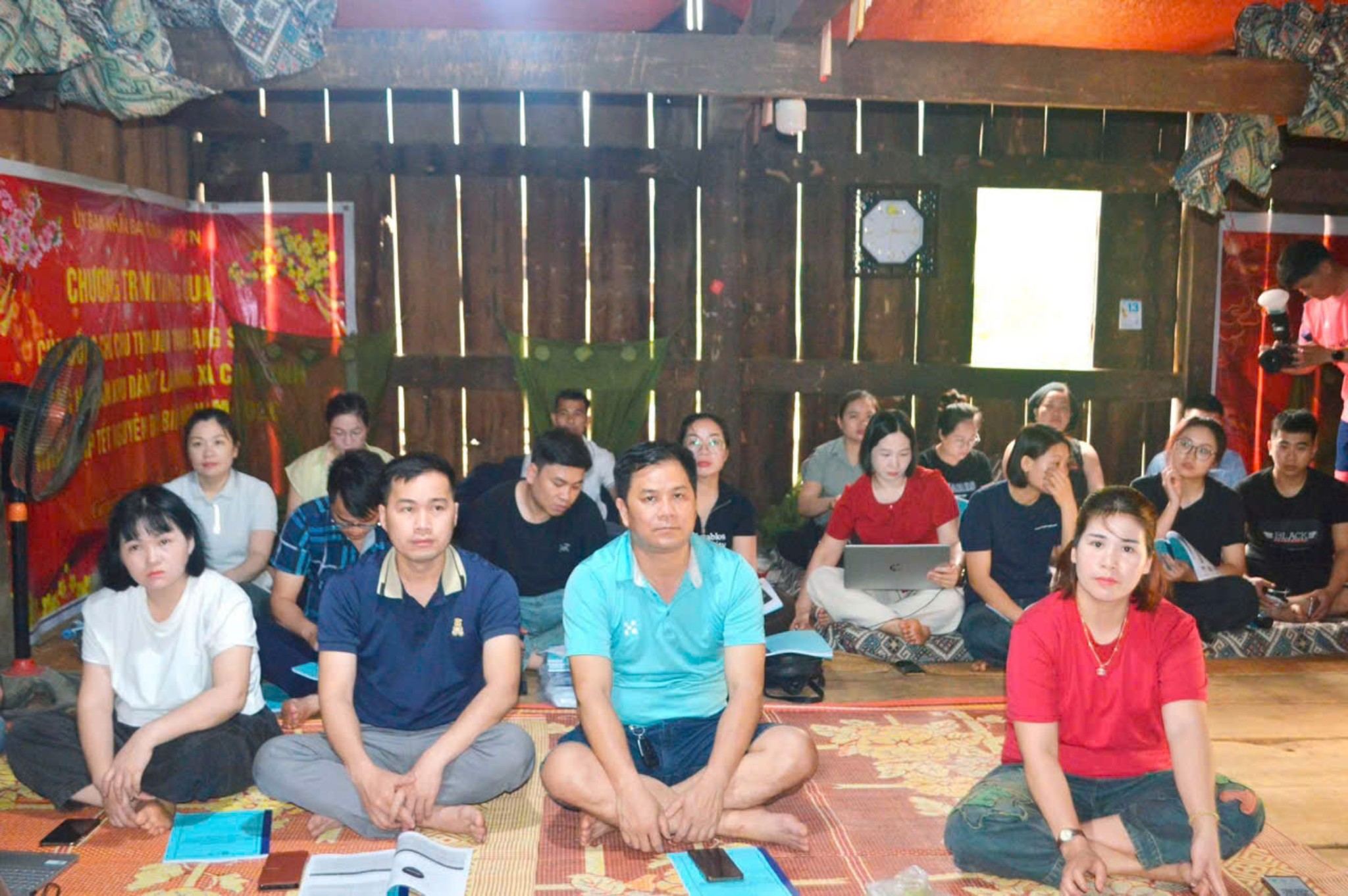 Hệ thống hang động kỳ vĩ với những khối thạch nhũ độc đáo trong lòng di sản Lạng Sơn