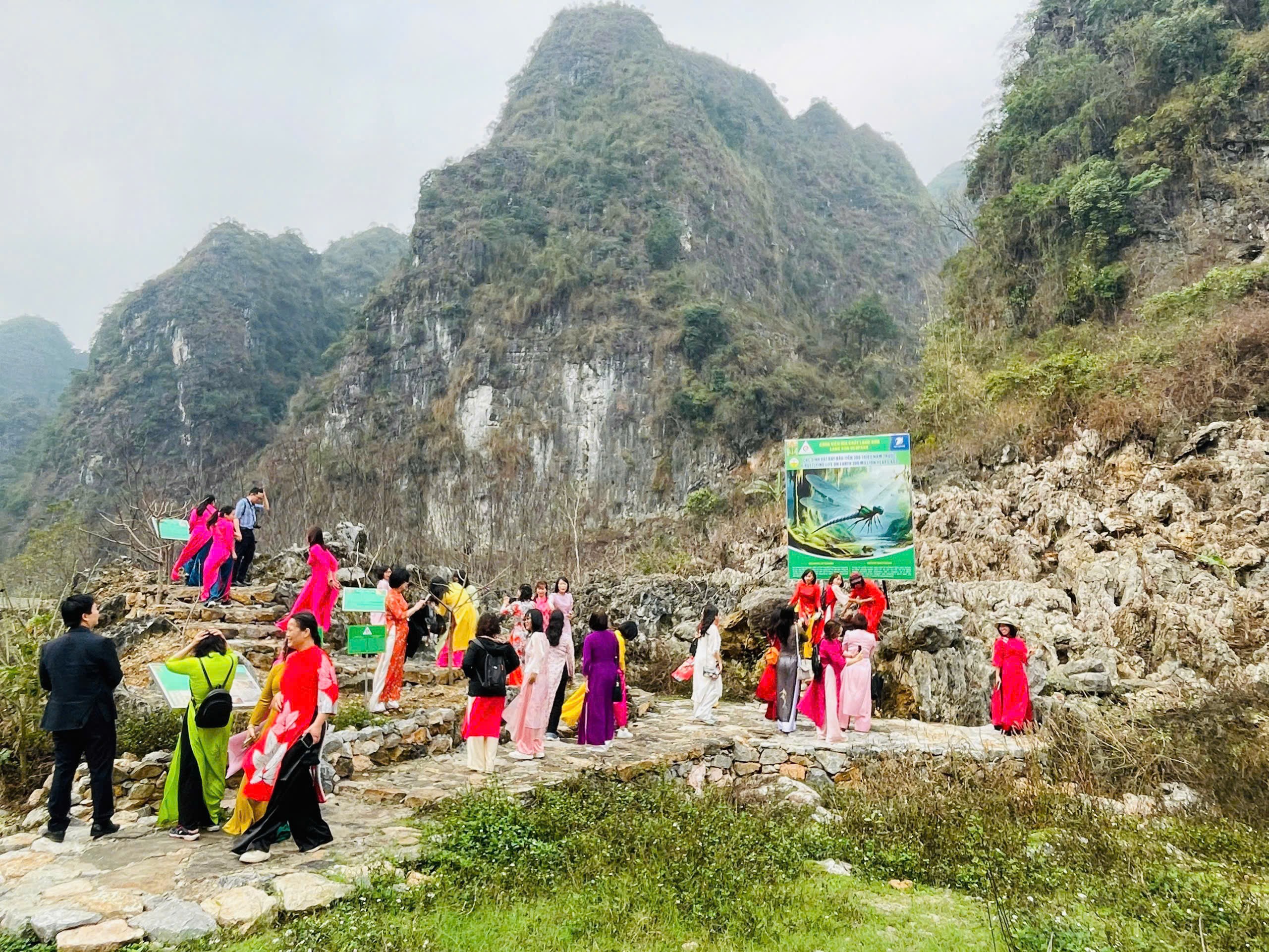 Trải nghiệm kỹ năng sống và khám phá thiên nhiên